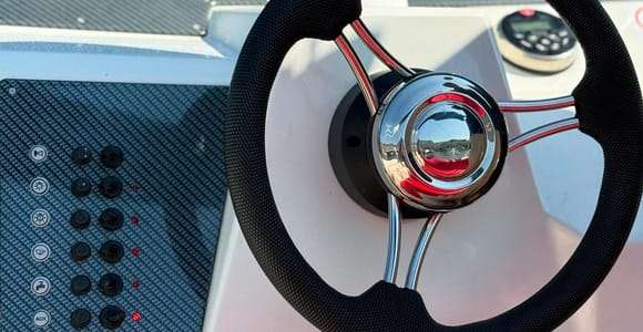Lake Como Boat Rental – No License Needed - Self Drive