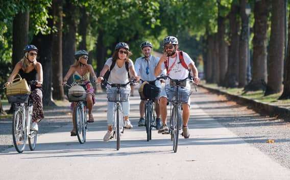 Lucca: Aventura gastronómica de 3 horas en Bikes & Bites como un lugareño