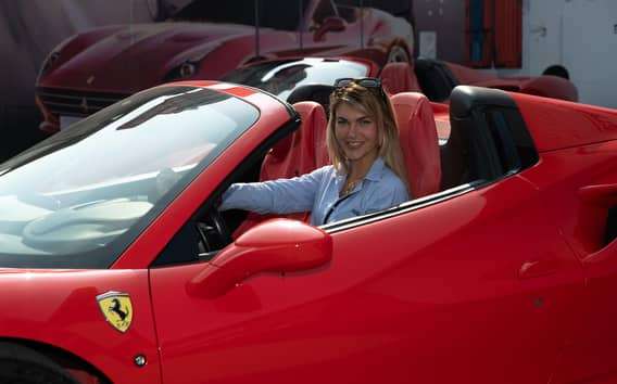 Ferrari-Probefahrt in Maranello mit Museumsbesuch