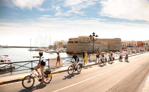 Výlet na elektrokole z Lecce do Gallipoli s koupáním