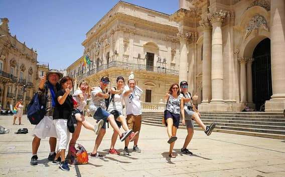 Ab Catania: Tour nach Neapolis von Syrakus, Ortygia und Noto