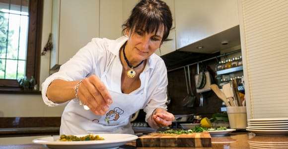 Aosta: Clase privada de cocina casera y comida con un lugareño