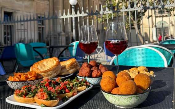 Street food prohlídka Lecce: káva, pasticciotto a víno