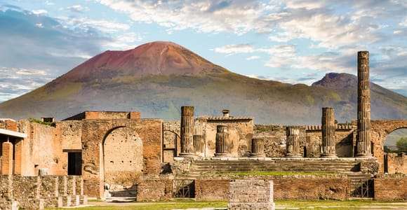 From Rome: Pompeii and Mount Vesuvius Day Trip with Lunch