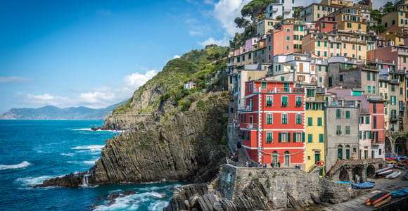 Riomaggiore: Weinberg- und Weinkeller-Tour mit Weinverkostung