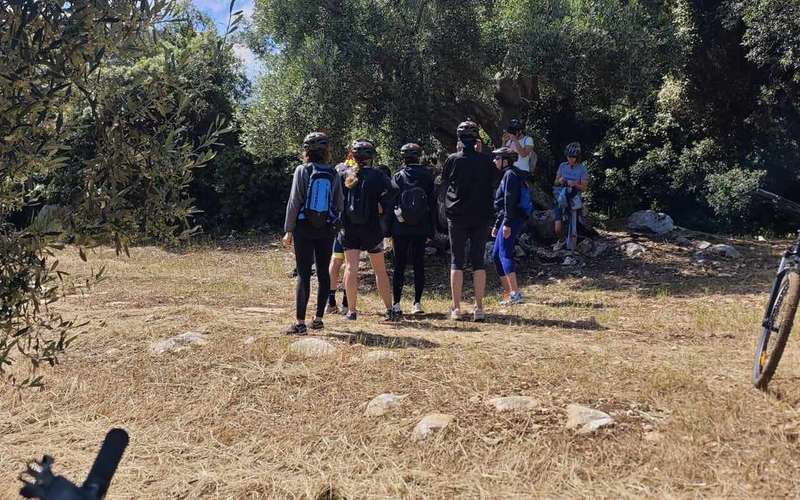 Ostuni kerékpártúra: olajfák és föld alatti olajmalom