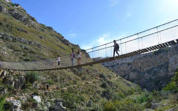 Matera: Sassi, Murgia en Tibetaanse brugreis