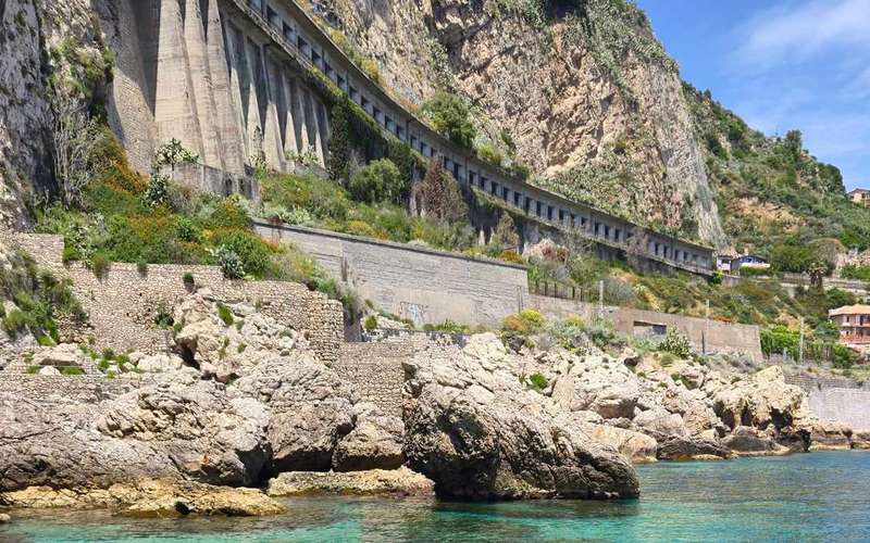 Taormina & Isola Bella: Sea Cave Boat Tour, Swim & Aperitif