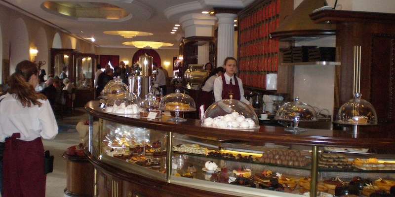 Stratti-palota – Caffè degli Specchi
