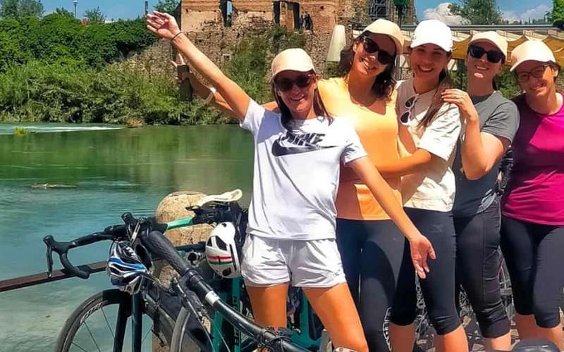 Elektromos kerékpáros túra Borghetto sul Mincióba Peschierából