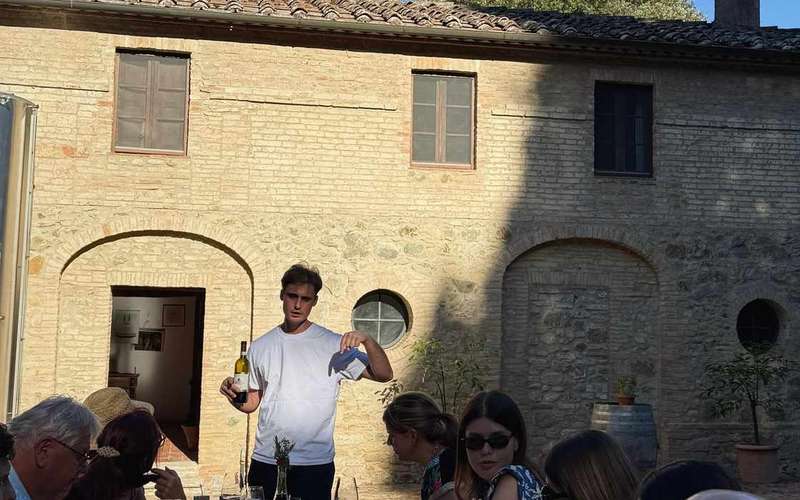 Poggio San Polo borászati túra a Chiantiban Classico-kóstolóval