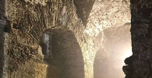 Savone : Visite guidée du souterrain de Priamàr