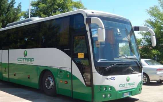 Autobús del aeropuerto de Brindisi a Lecce y vuelta