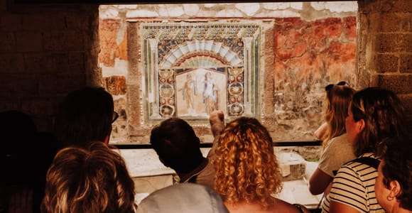 Desde Nápoles: Pompeya y Herculano con Guía Arqueólogo