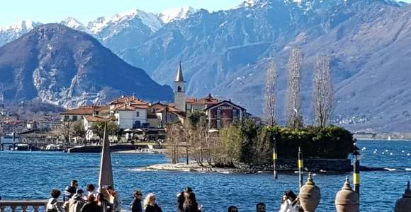 Von Stresa aus: Isola Pescatori Hop-on Hop-off Bootstour