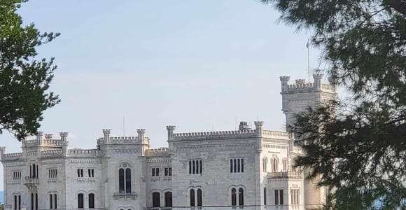 Miramare : Le château le plus romantique, le plus beau et le plus triste.