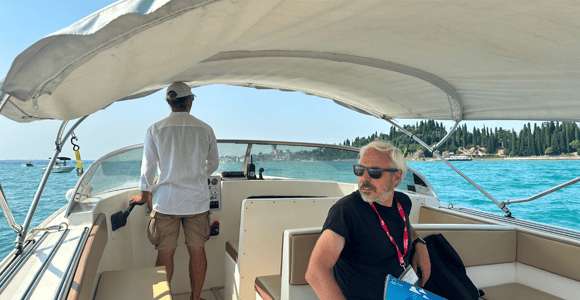 From Verona: Day tour to Lake Garda, Sirmione and Borghetto