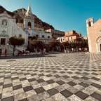 Retourtransfer van Messina naar Taormina met 3 uur vrije tijd