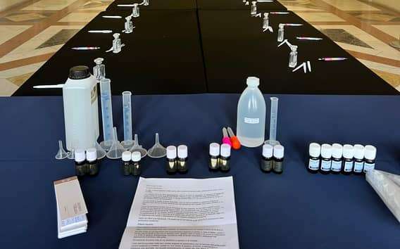 Laboratorio di profumo a Parma: crea la tua fragranza