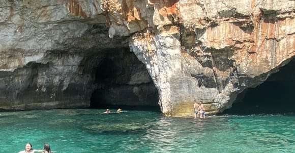 Leuca: Prohlídka jeskyní 1h 30 min