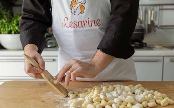 Lecce: kurz vaření těstovin a tiramisu u místní Cesariny
