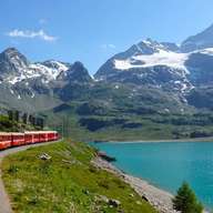 Crociera sul Lago di Como e Trenino rosso del Bernina da Milano