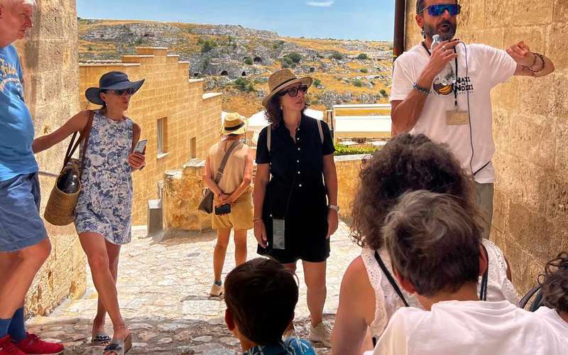 Sassi di Matera-i vezetett túra barlanglakással és templommal
