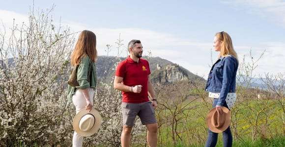 Apennines, Castles and Local Flavours