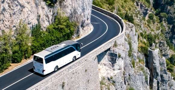 Naples Airport: 1-Way Shuttle to Sorrento Coast from Naples