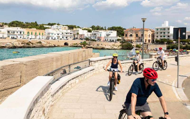 Lecce–Otranto e-bike-túra a Grotta della Poesia-val