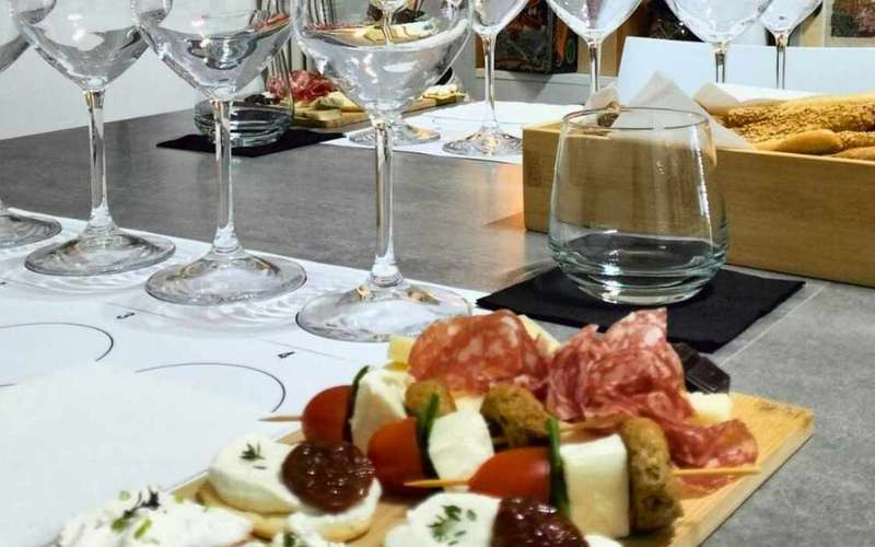 Borkóstoló Peschiera del Gardában szommelier vezetésével