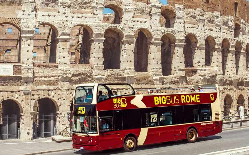 Hop-on hop-off bus Rome met open dak en audiocommentaar