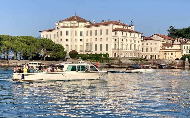 From Stresa: Isola Bella Self-Paced Hop-on Hop-off Boat Tour