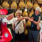 Parmigiano- és parmai sonkás túra Bolognából vonattal
