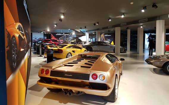 Ab Bologna: Lamborghini & Ferrari Museen Private Tagestour