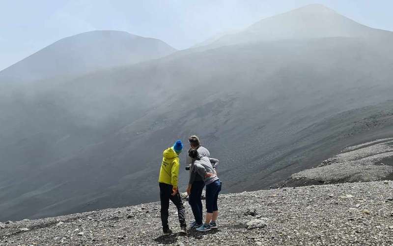 Etna: feljutás 2800 méterre terepjáróval