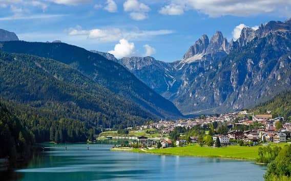 Desde Venecia: Recorrido por los Lagos de los Dolomitas