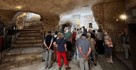Visita a un molino subterráneo y degustación cerca de Alberobello y Ostuni