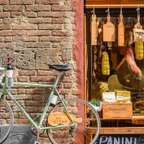 Lucca: Geführte Food Walking Tour mit Verkostungen