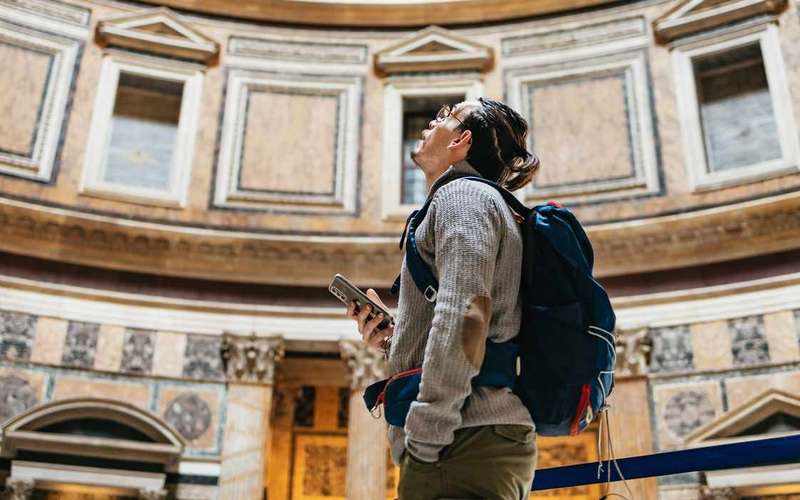 Pantheon gyorsjegy színészek hangján szóló audioguide-dal