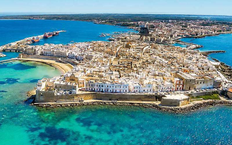 Lecce-ből: Otranto, Santa Maria di Leuca, Gallipoli és Galatina túra