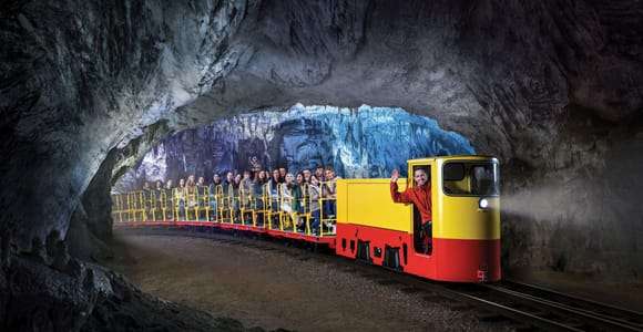 Koper : Visite de la grotte de Postojna et du château de Predjama et billets