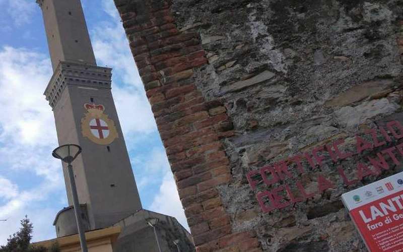 Genova: belépőjegy a világítótoronyba