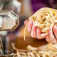 Pasta-Kochkurs Florenz im mittelalterlichen Turm