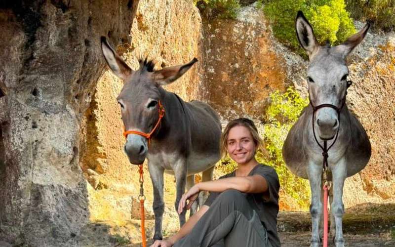 Near Viterbo: Small-Group Donkey Walk & Porcine Caves Visit