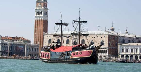 Venecia: Visita a la Laguna Veneciana y Cena en el Galeón