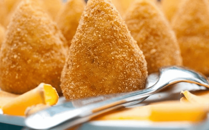 Taormina: Arancino Making Class with Drinks