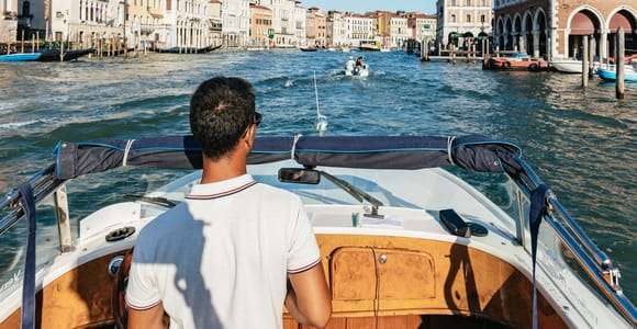 Venecia: Traslado compartido en taxi acuático al aeropuerto Marco Polo
