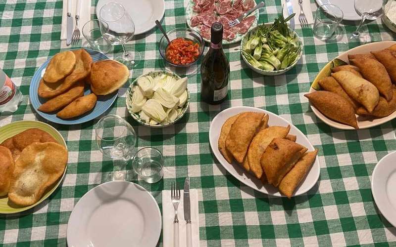 Panzerotti- és puccitedde-főzőkurzus Ostuni közelében