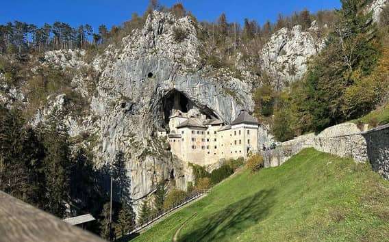 Excursión a la cueva de Postojna desde Trieste y Predjama